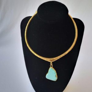 Brass necklace with stone