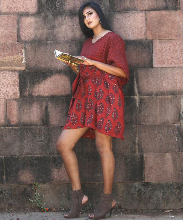 Red Handwoven Cotton Linen Short Handprinted Caftan 3